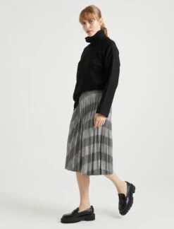 Rollkragenpullover In Schwarz