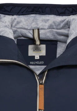 Camel Active Leichter Windbreaker Night Blue -Modebekleidungs Geschäft camel active leichter windbreaker night blue 2