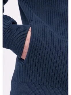 Derbe Strickjacke In Dunkelblau -Modebekleidungs Geschäft derbe strickjacke in dunkelblau 5