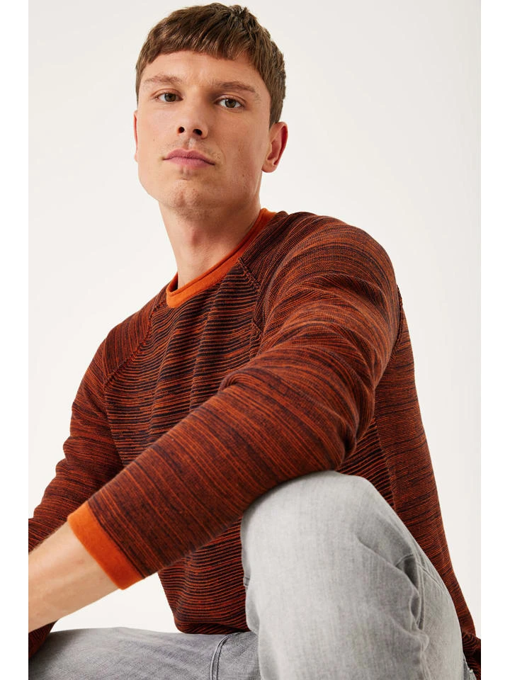 Pullover in Orange Garcia Pullover In Orange -Modebekleidungs Geschäft garcia pullover in orange 5