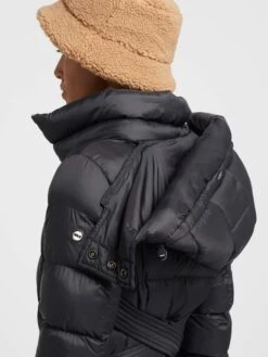 Khujo Mantel OLALLA SOFT In Schwarz -Modebekleidungs Geschäft khujo mantel olalla soft in schwarz 7