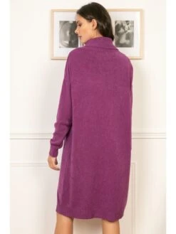 Strickkleid "Felicia" In Lila -Modebekleidungs Geschäft lacony paris strickkleid felicia in lila 3