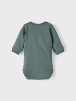 NAME IT Langarmbody In Balsam Green 3 NAME IT Langarmbody In Balsam Green -Modebekleidungs Geschäft name it langarmbody in balsam green 1