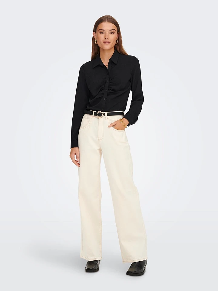 Bluse "Mette" in Schwarz ONLY Bluse "Mette" In Schwarz -Modebekleidungs Geschäft only bluse mette in schwarz 4