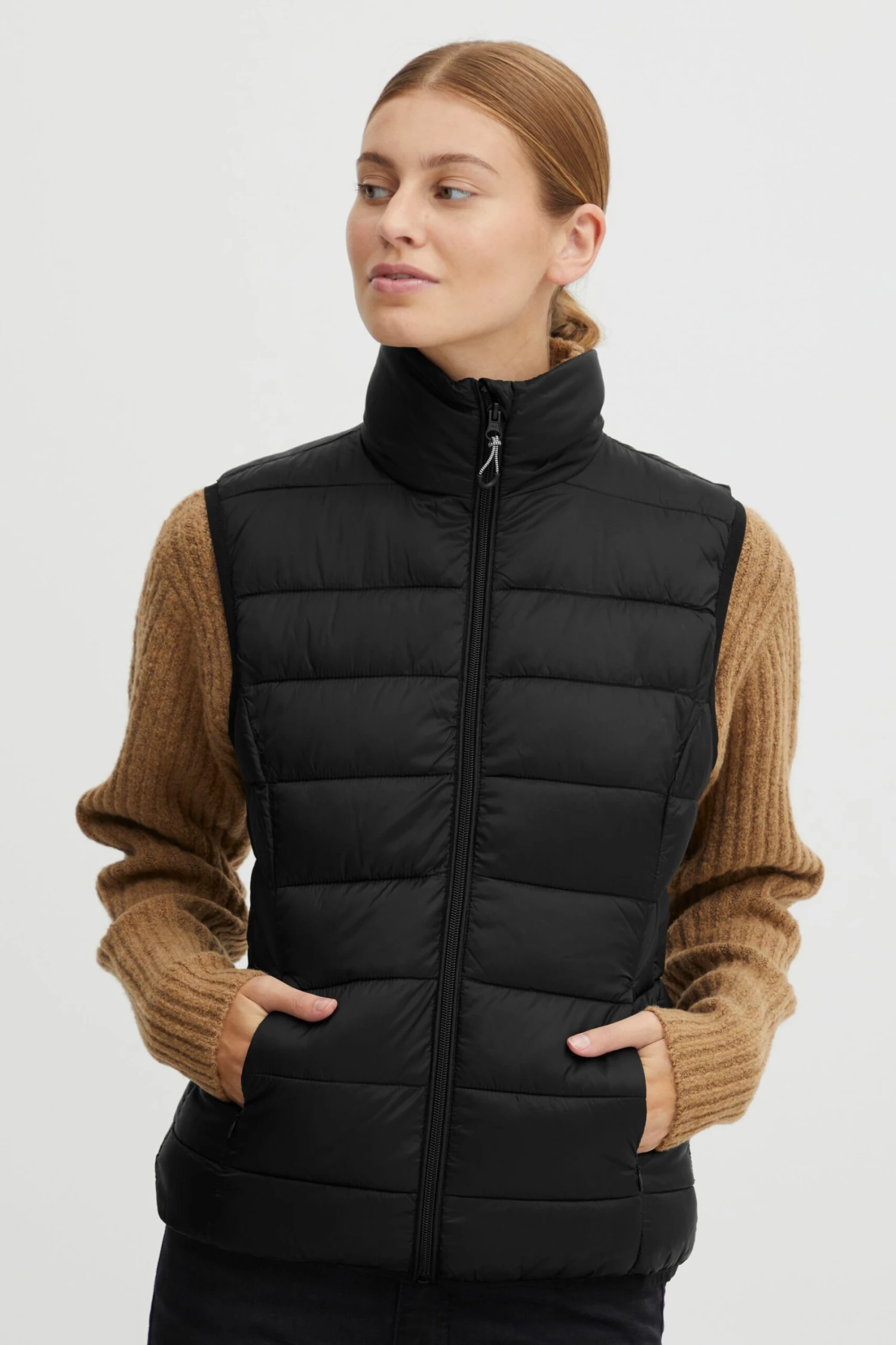 OXMO Steppweste In Schwarz