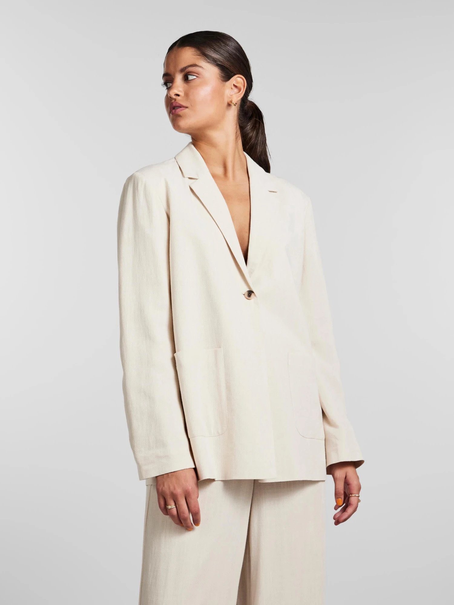Klassischer Blazer birch Pieces Klassischer Blazer Birch -Modebekleidungs Geschäft pieces klassischer blazer birch 1