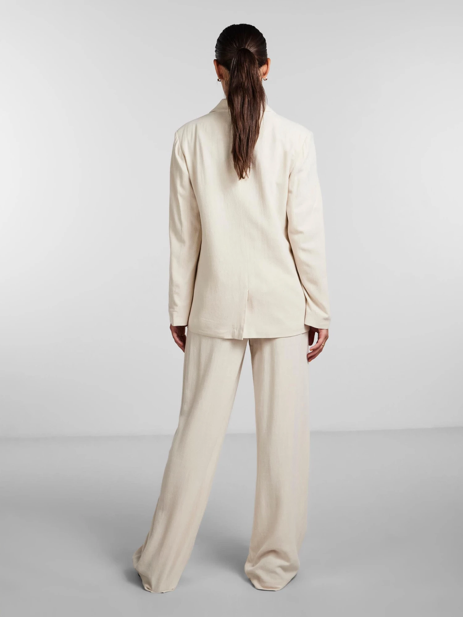 Klassischer Blazer birch Pieces Klassischer Blazer Birch -Modebekleidungs Geschäft pieces klassischer blazer birch 3