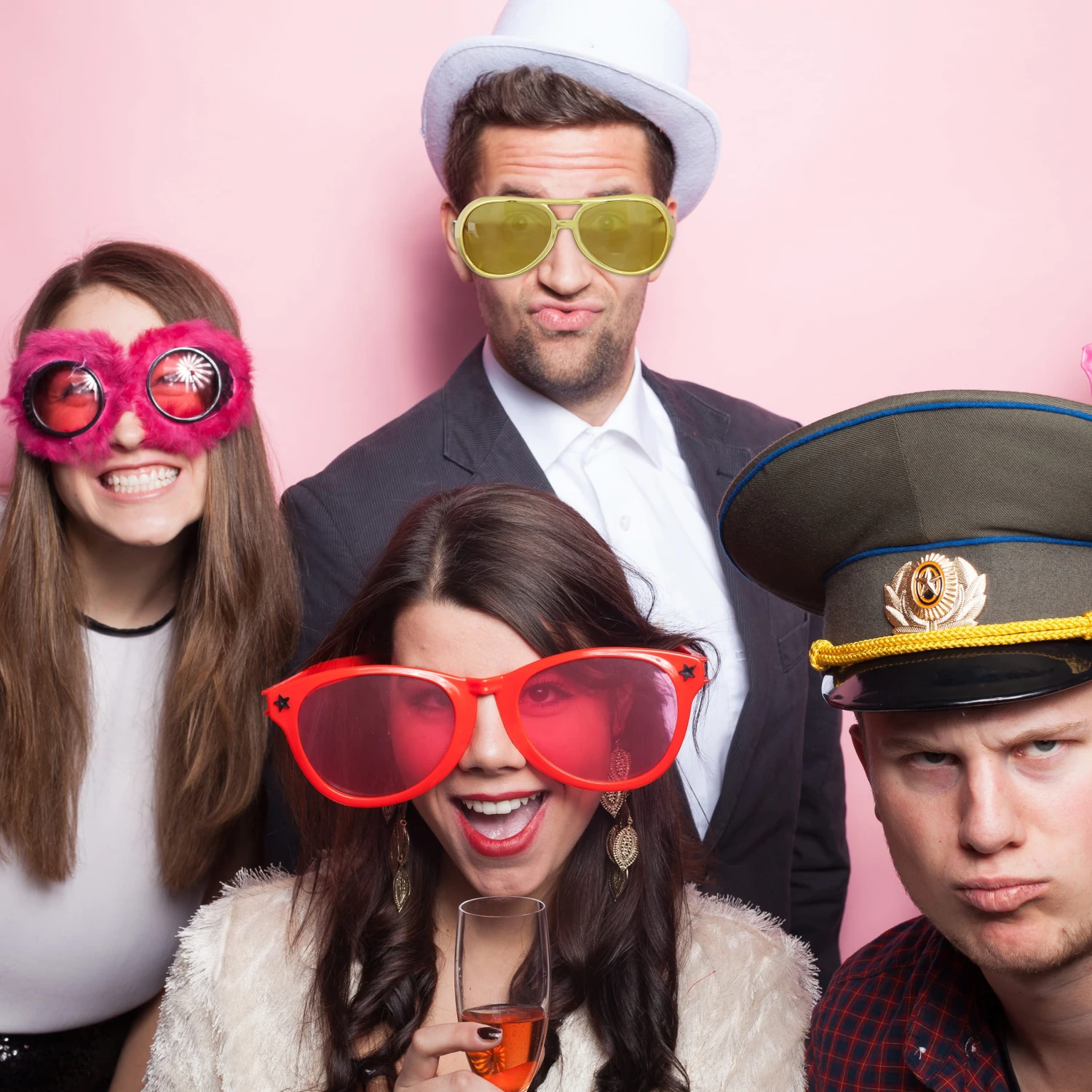 3x Rapperbrille in Gold 3x Rapperbrille In Gold -Modebekleidungs Geschäft relaxdays 3x rapperbrille in gold 1