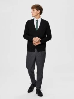 Selected Homme Cardigan "Berg" In Schwarz 5 Selected Homme Cardigan "Berg" In Schwarz -Modebekleidungs Geschäft selected homme cardigan berg in schwarz 3