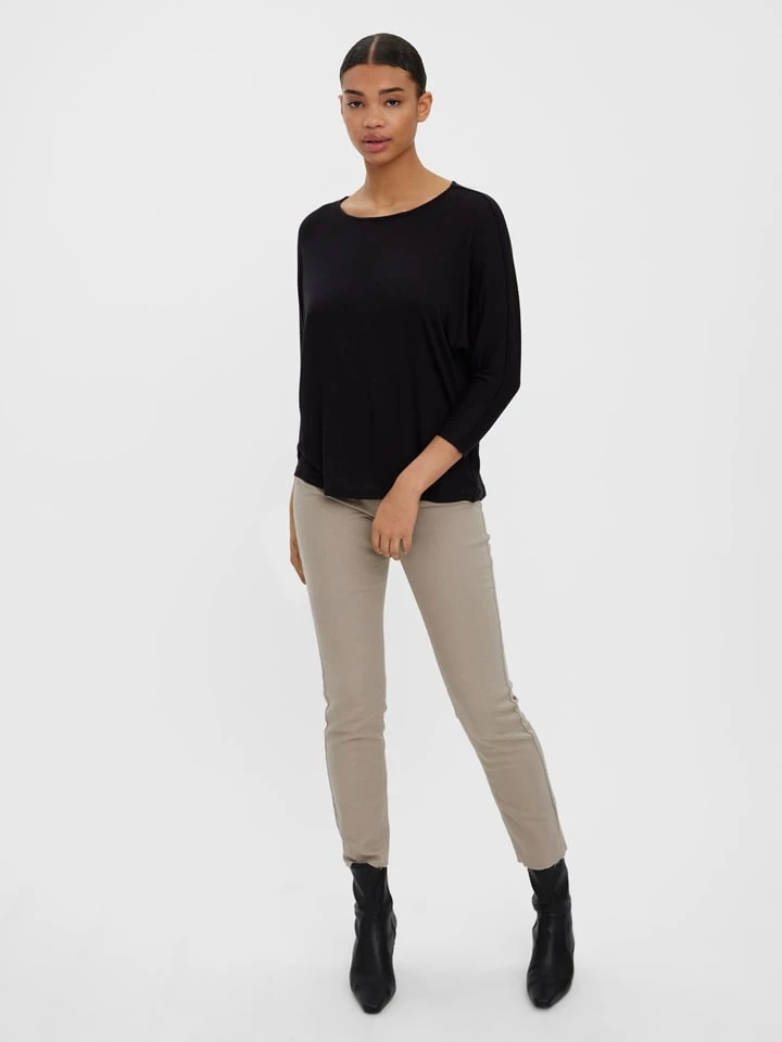 Bluse "Anepaya" in Schwarz Vero Moda Bluse "Anepaya" In Schwarz -Modebekleidungs Geschäft vero moda bluse anepaya in schwarz 2