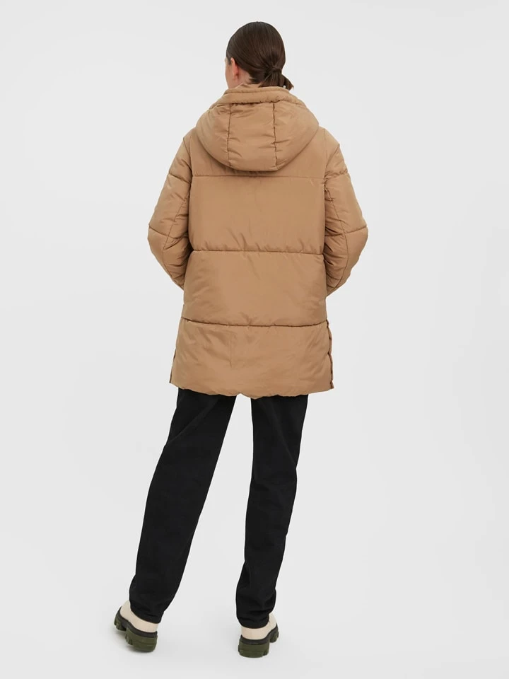 Steppmantel "Gemma Flora" in Hellbraun Vero Moda Steppmantel "Gemma Flora" In Hellbraun -Modebekleidungs Geschäft vero moda steppmantel gemma flora in hellbraun 2