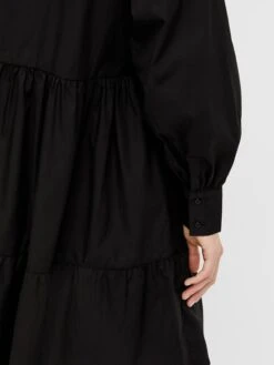 Y.A.S Kleid "Ria" In Schwarz -Modebekleidungs Geschäft y a s kleid ria in schwarz 5